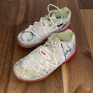 Nike Kyrie 5 Bandulu Pale White CQ9341-100 Youth Size 3Y